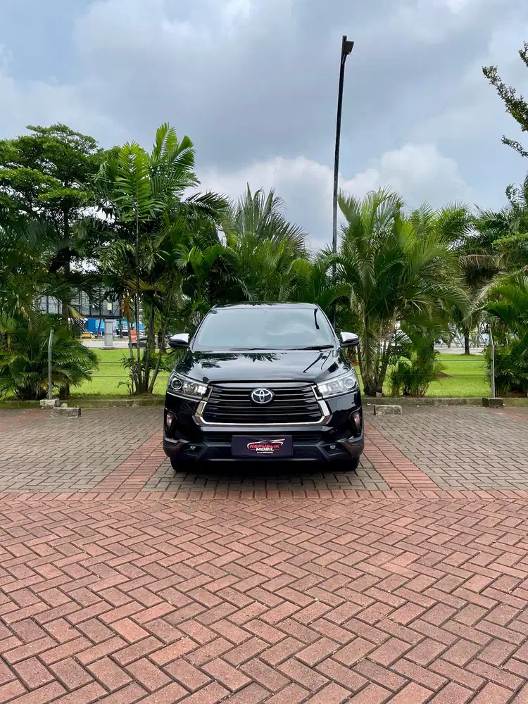 Toyota Innova Venturer 2.4 Diesel AT 2021