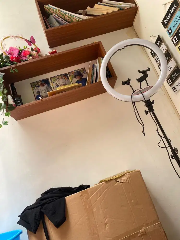 Dicari IRT yg mau kerja rajin jujur gaji 2jt