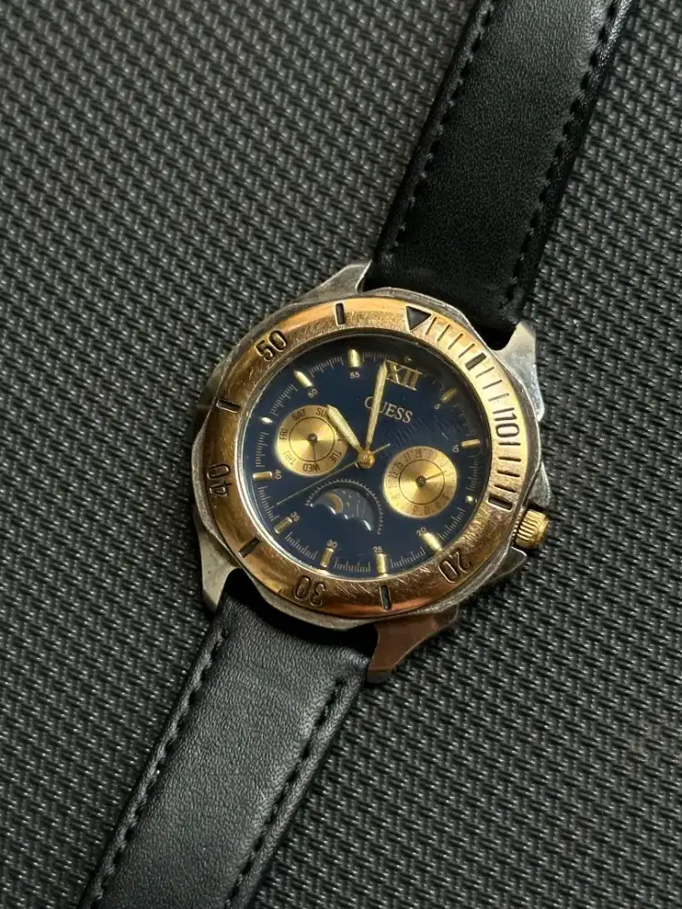 Jam tangan guess moonphase langka