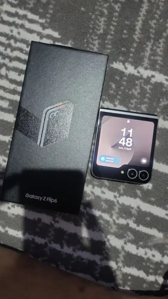 Samsung Z Flip 6 12/256
