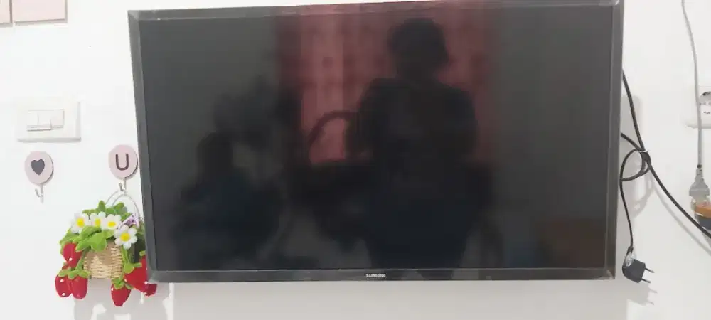 Dijual SMART TV SAMSUNG 32 INCHi