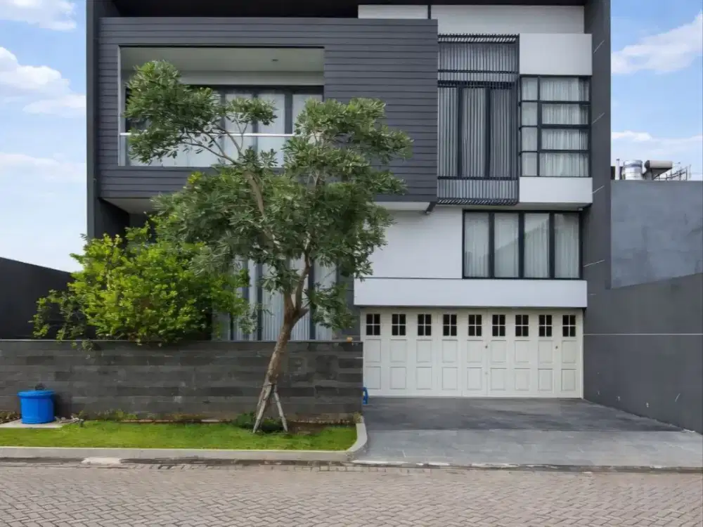 Rumah Waterfront, Citraland STRATEGIS, SIAP HUNI, ROW JALAN 3 MOBIL