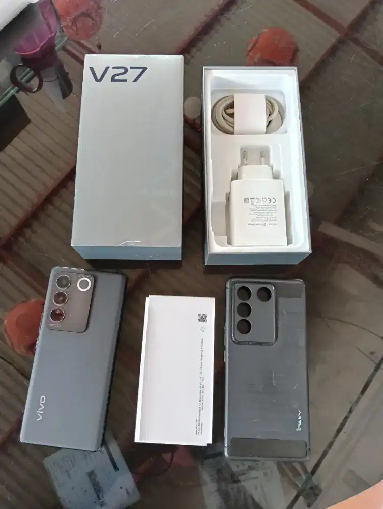 Vivo V27 5G 8/256 seken murah dan lengkap