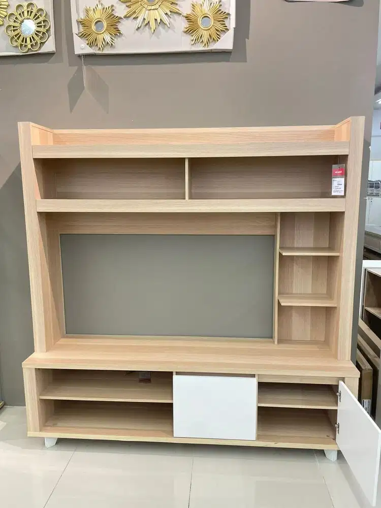 Tempat Tv ENTRNT Pro Oak