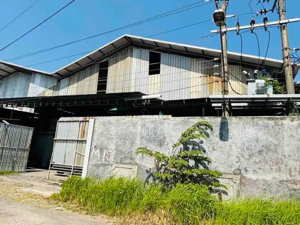 Dijual gudang lokasi dekat pelabuhan di kawasan pergudangan Semarang Timur