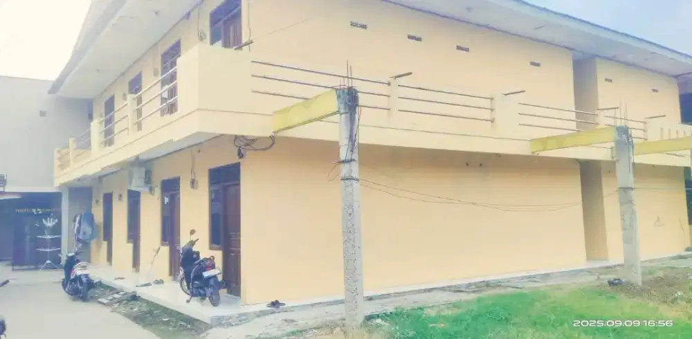 DI JUAL KONTRAKAN 32 PINTU NEMPEL KAWASAN INDUSTRI JABABEKA 1 CIKARANG