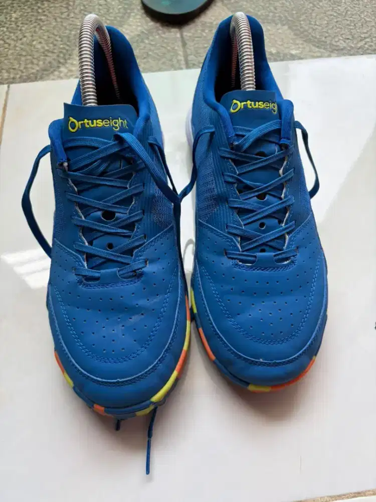 Ortuseight  sepatu mini soccer /Turf