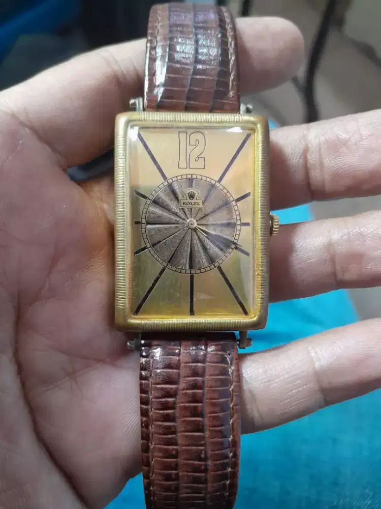 Jam tangan rolex tahun tua kondisi masih oke bgt