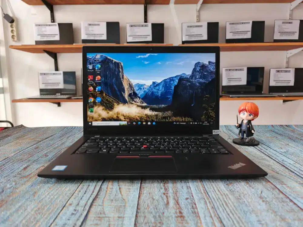 Laptop Bekas THINKPAD T470S/Core i5 Gen-7/RAM 8 GB