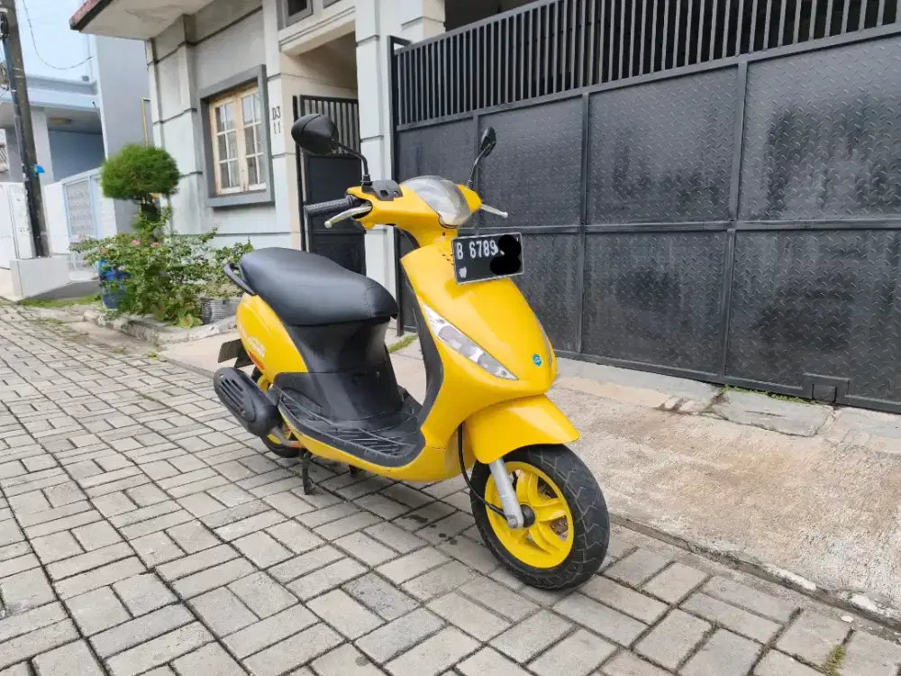 Piaggio ZIP 2011
