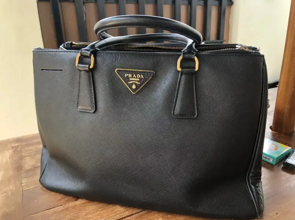 Prada bag Authentic preloved