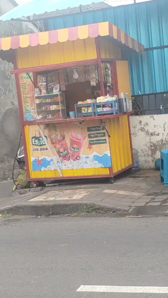 Di cari karyawan poci