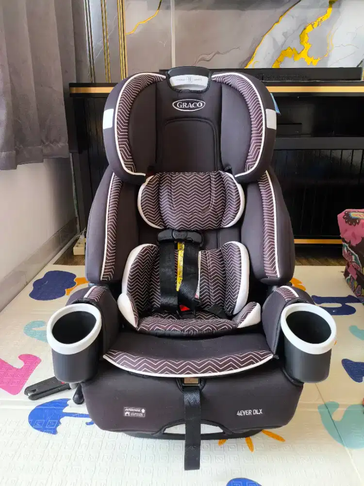 Carseat anak graco deluxe