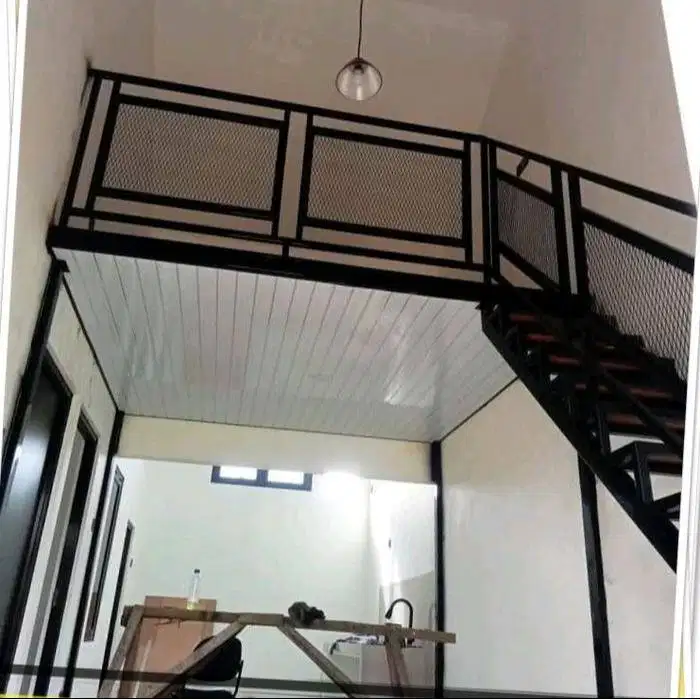 Desain Mezanin Indoor Elegan & Fungsional