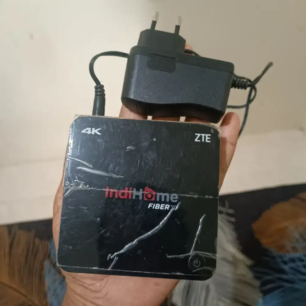 Set Top Box (ZTE B860H 4K Android TV Box)