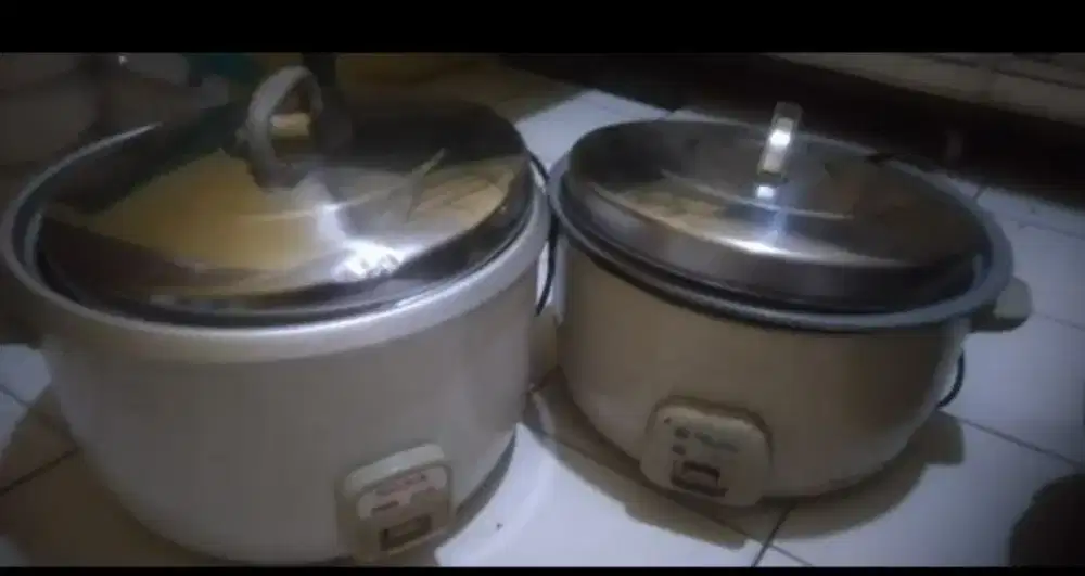 Rice Cooker Besar Cocok Buat Rumah makan