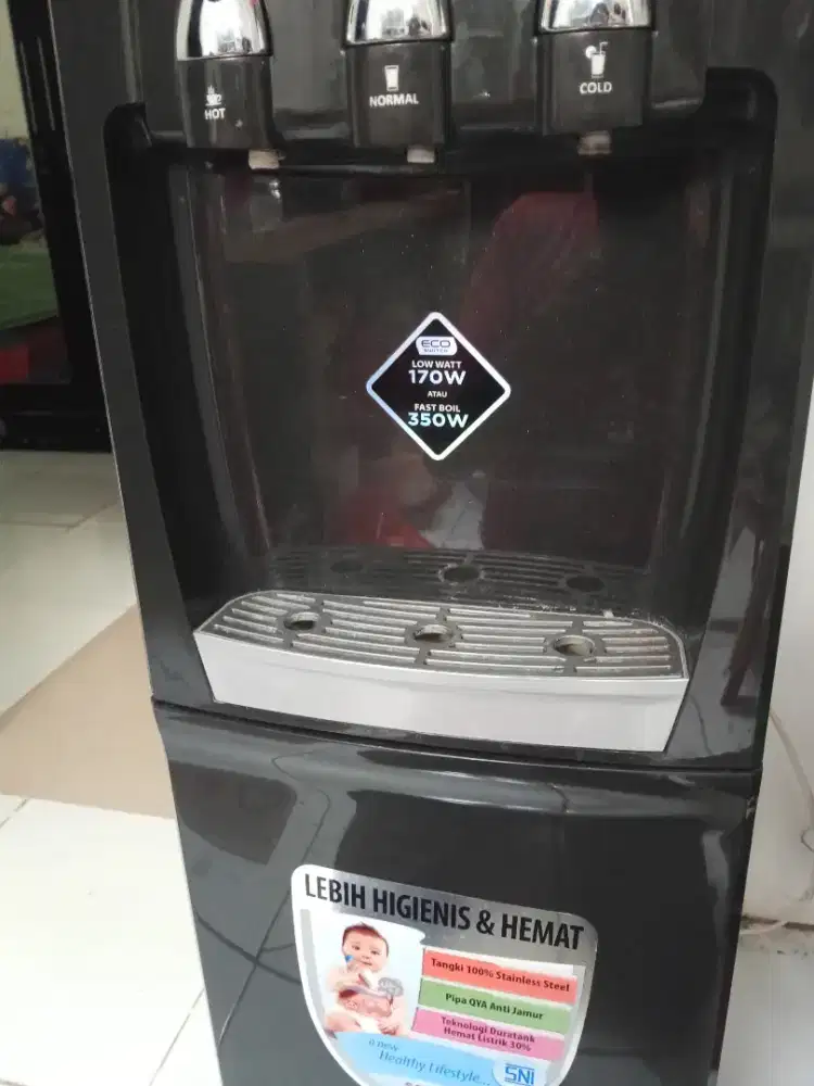 Dispenser air Sanken