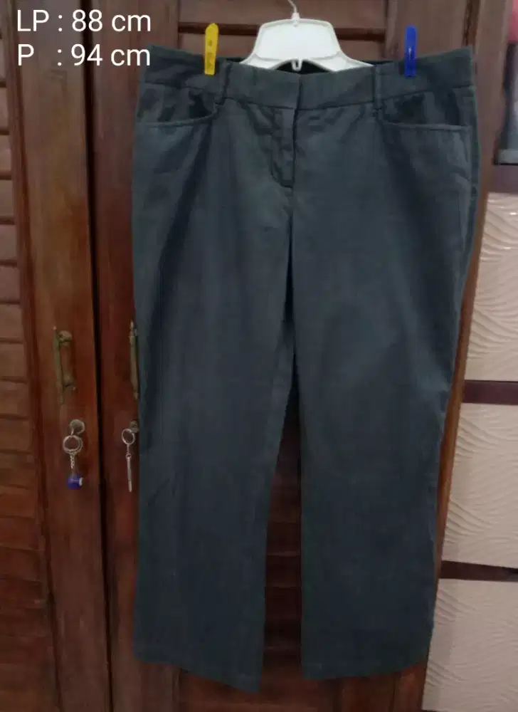 Celana Murmer Merk Express Preloved