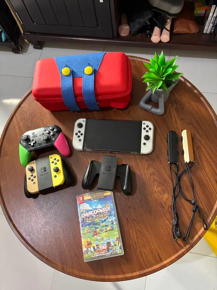 Nintendo switch oled 512 GB White Bekas