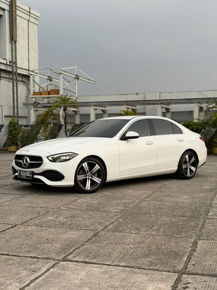 (ODO 20ribuan Record Full Ori) MERCEDES BENZ C200 AVANTGARDE 2022