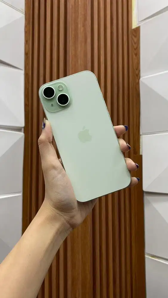 Second iphone 15 128 green