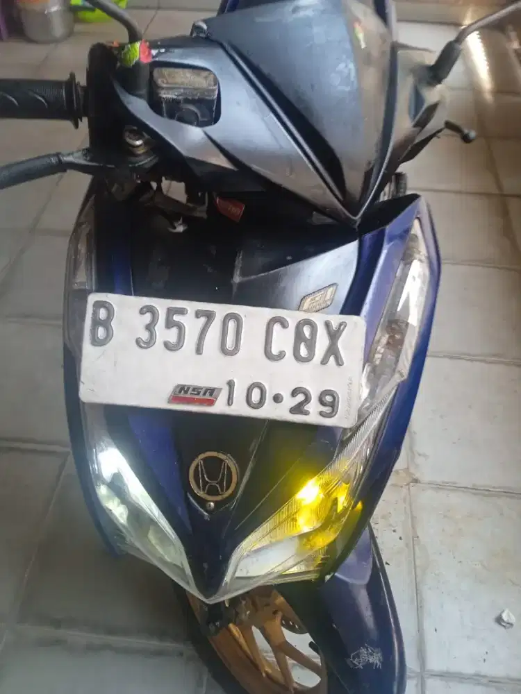 Bantu temen jual Vario kzr