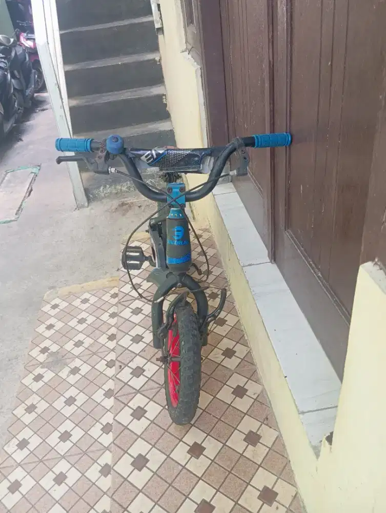 Di jual sepeda BMX anak