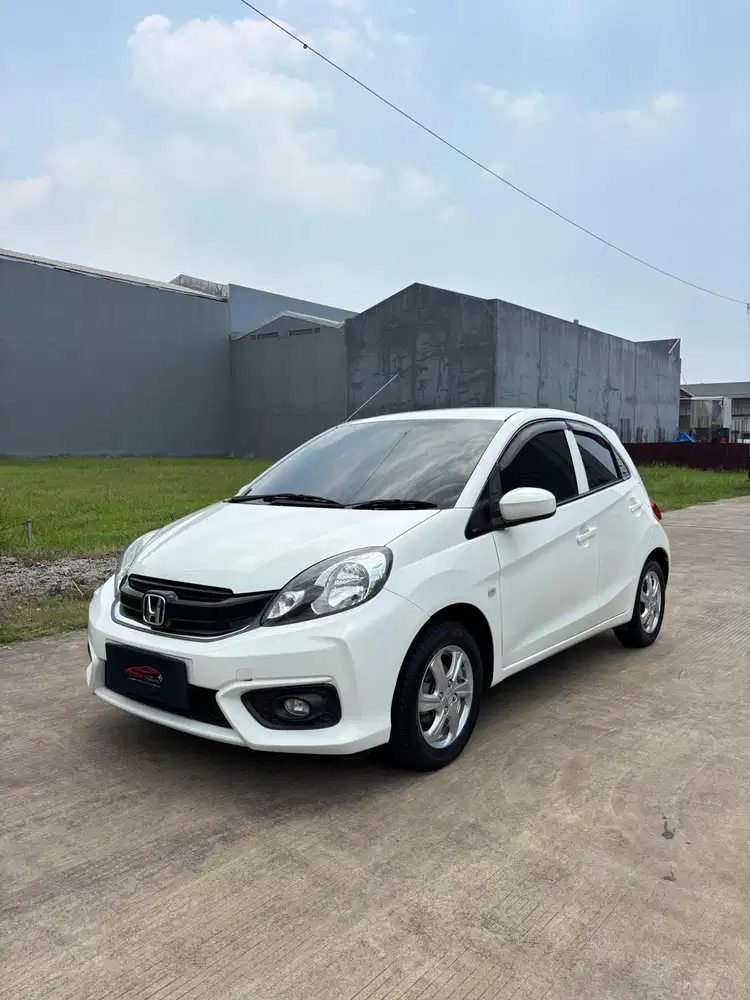 Honda Brio 1.2 E CVT 2017 Automatic ( Putih Metalik )