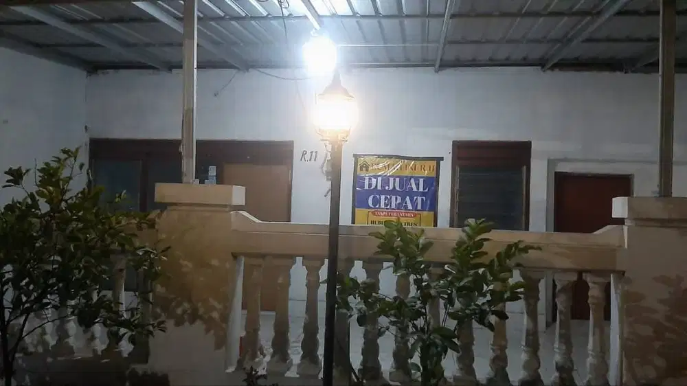 Dijual rumah SHM Di jombang kota