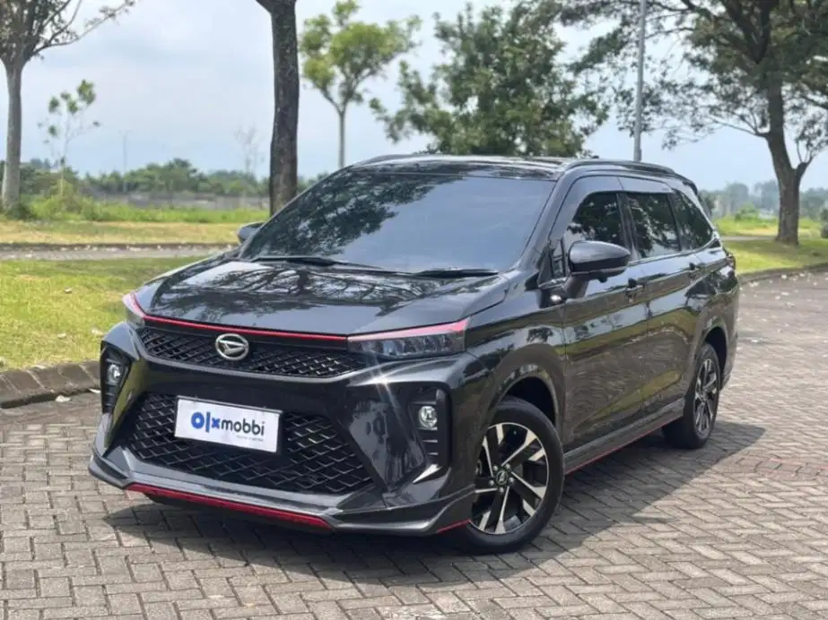 Daihatsu Xenia 1.5 R ADS Bensin OTOMATIS 2023 AGCR