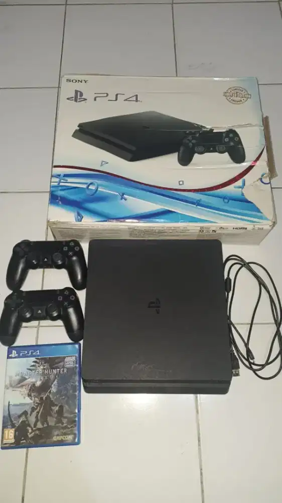 Jual santai aja PS4 SLIM.