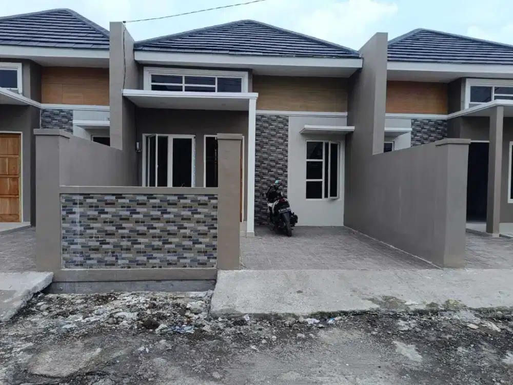 SUPER HOT PROMO Dijual Rumah Baru Gress Only 3 Unit Lokasi Pepe Sedati