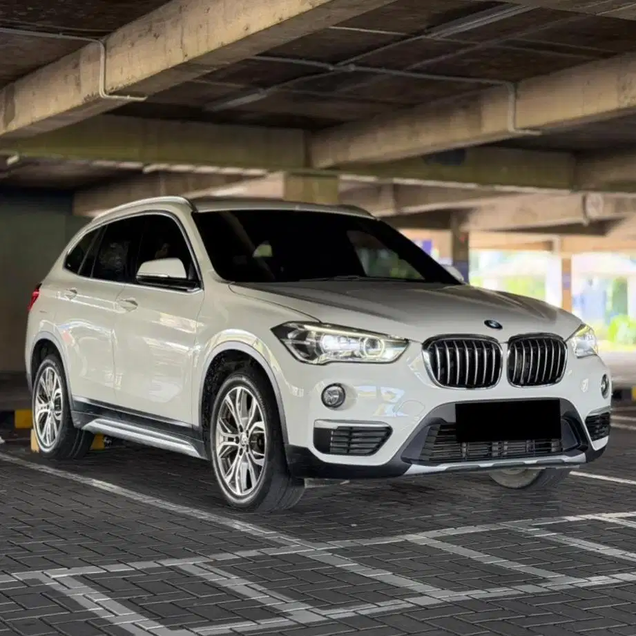 (CASH) BMW X1 sDrive xLine F48 2018