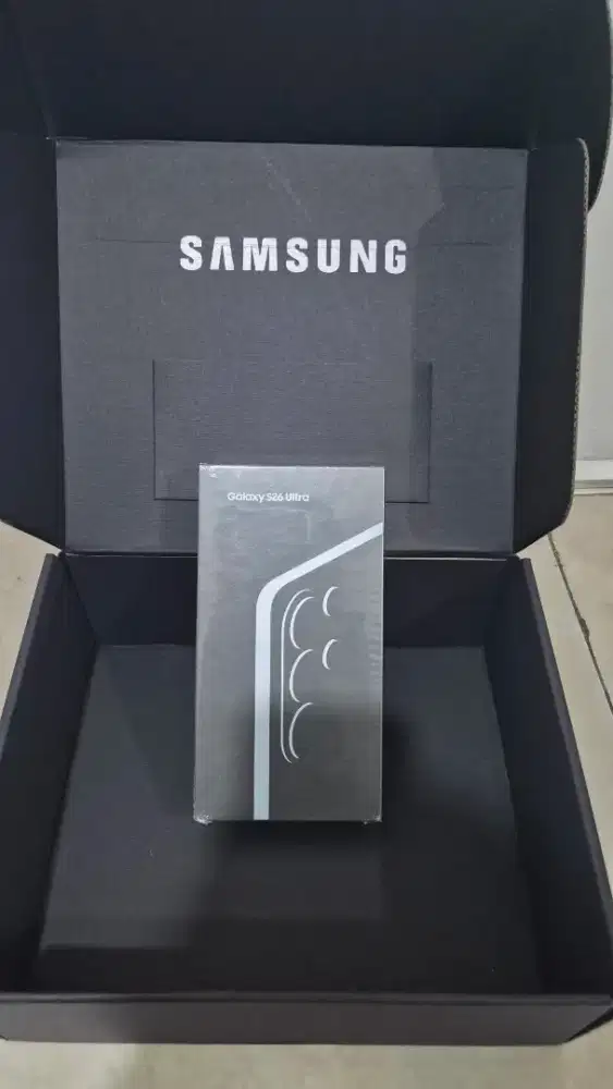 Samsung Galaxy S26 Ultra 16/1TB Warna Black SEIN Indonesia Segel