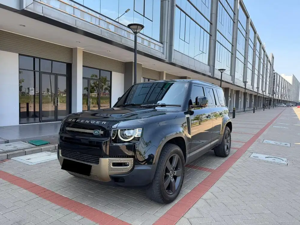 (CASH) Land Rover Defender 110SE P300 2020
