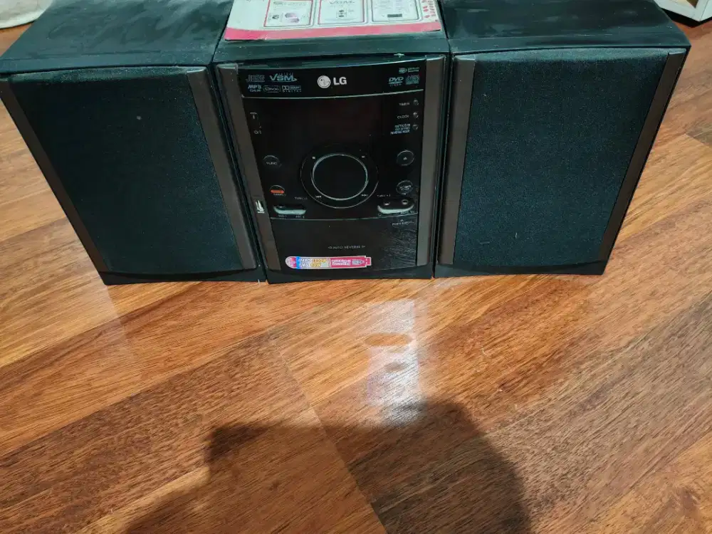 LG compo audio 1300 PMPO XD 63 AOU