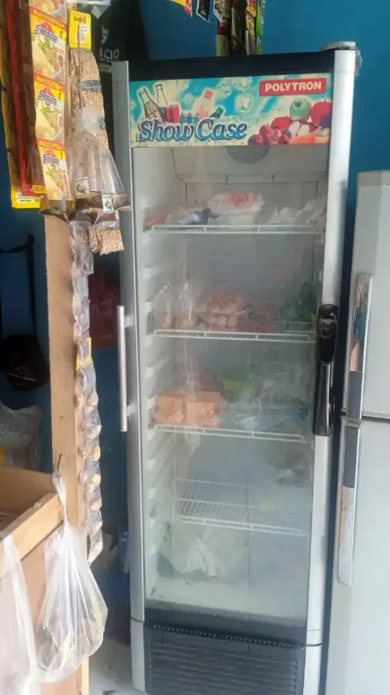 showcase POLYTRON 4 RAK 5 SUSUN