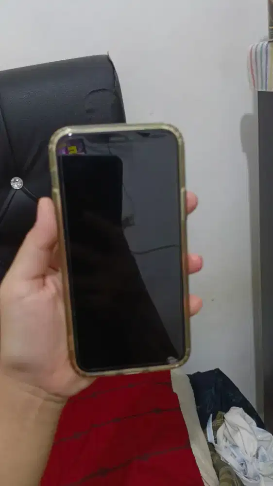 Jual Iphone 11 pro 64gb Kondisi layar keluar apple saja