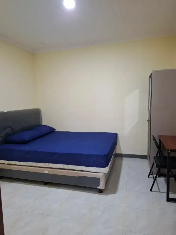 Di sewakan kamar kos (kamar baru) di lt 2