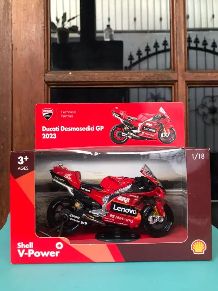 Maisto Diecast Motor Sport Real MotoGP 1:18