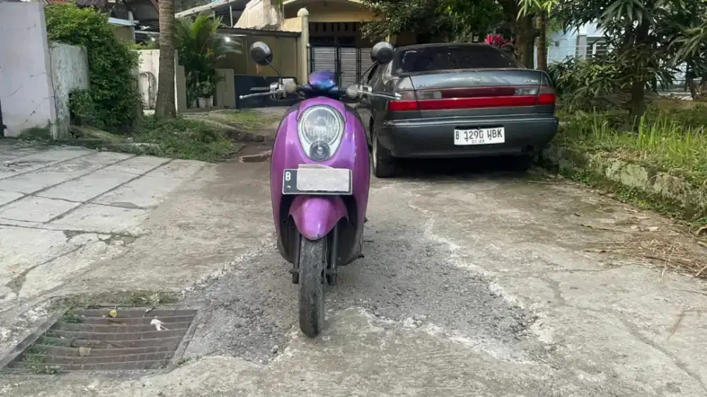 Bismillahirrahmanirrahim dijual BU Motor Honda Scoopy 110cc Thn 2011