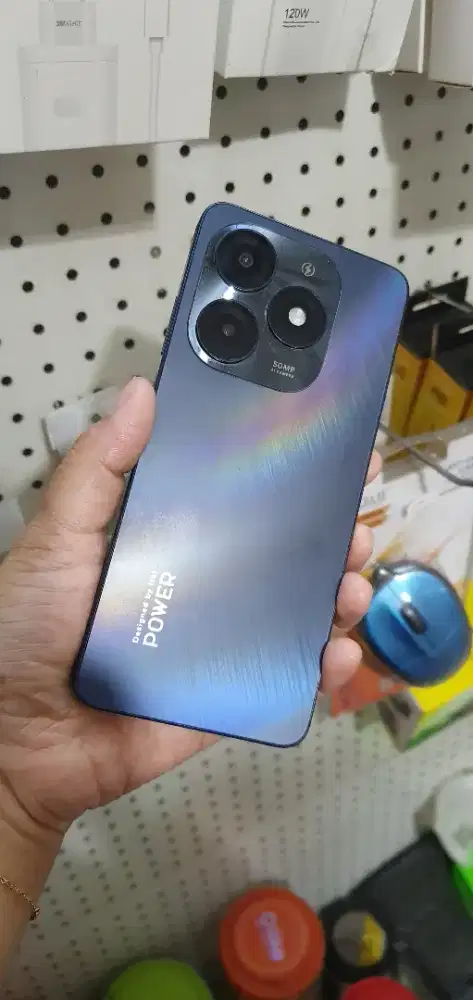 Itel A70 ram 4+8/64gb