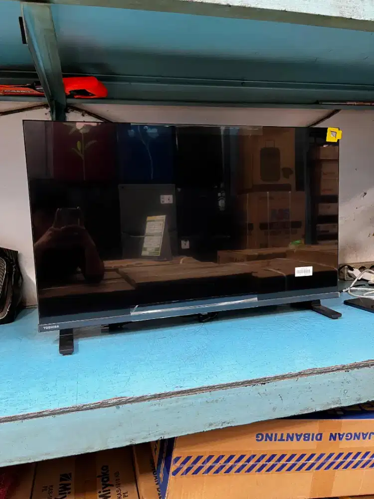 KREDIT TV SHARP 32 INCI TANPA DP MODAL KTP DAN HP