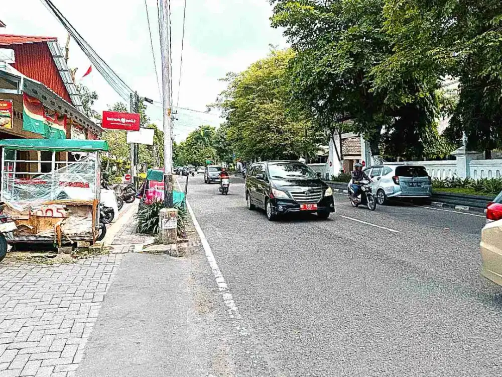 Dekat DPRD Kota Jogja, Tanah Dijual Tepi Aspal Lebar, Cocok Utk Hotel & Kantor