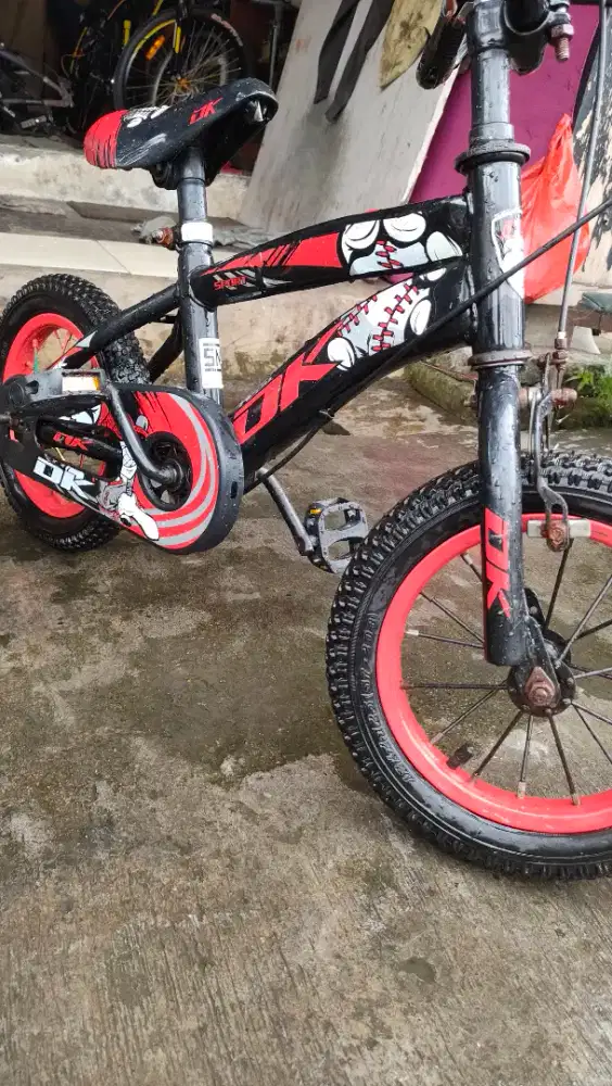 Sepeda anak r12 layak pakai semua normal 250rb merk OK masih mulus