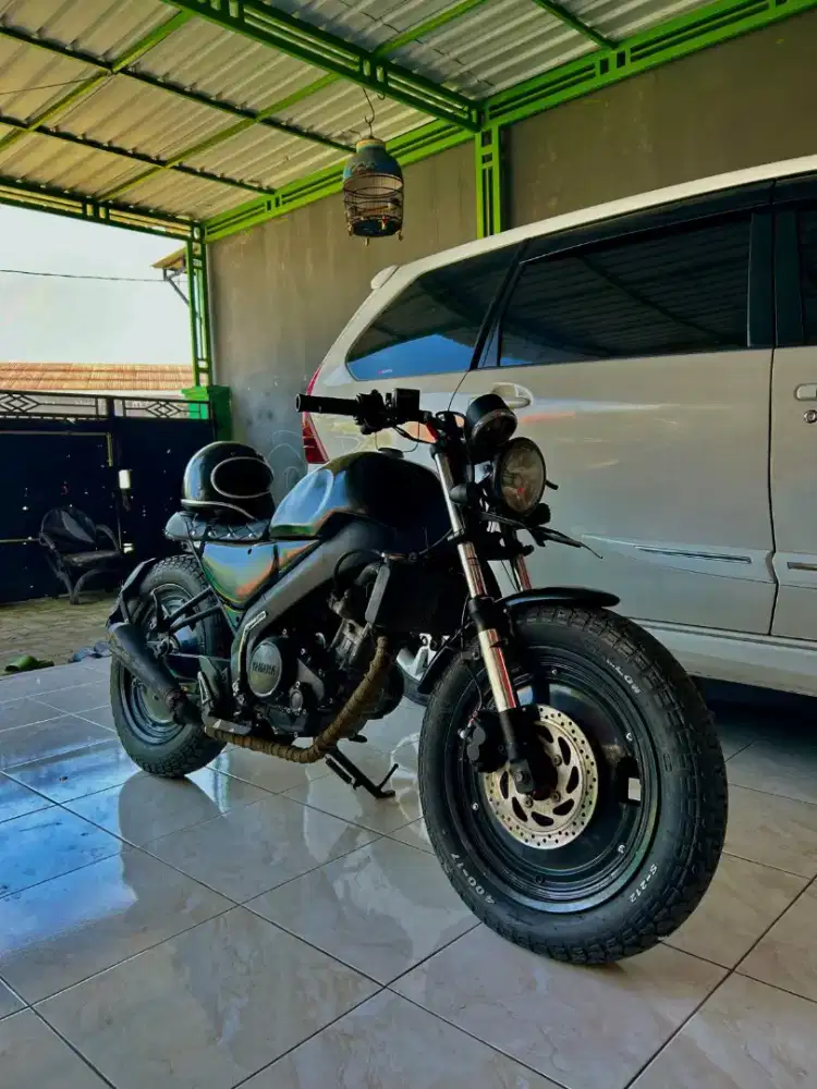 DI JUAL YAMAHA VIXION CUSTOM TH 2008 NORMAL SIAP PAKAI AJAH

- Surat L