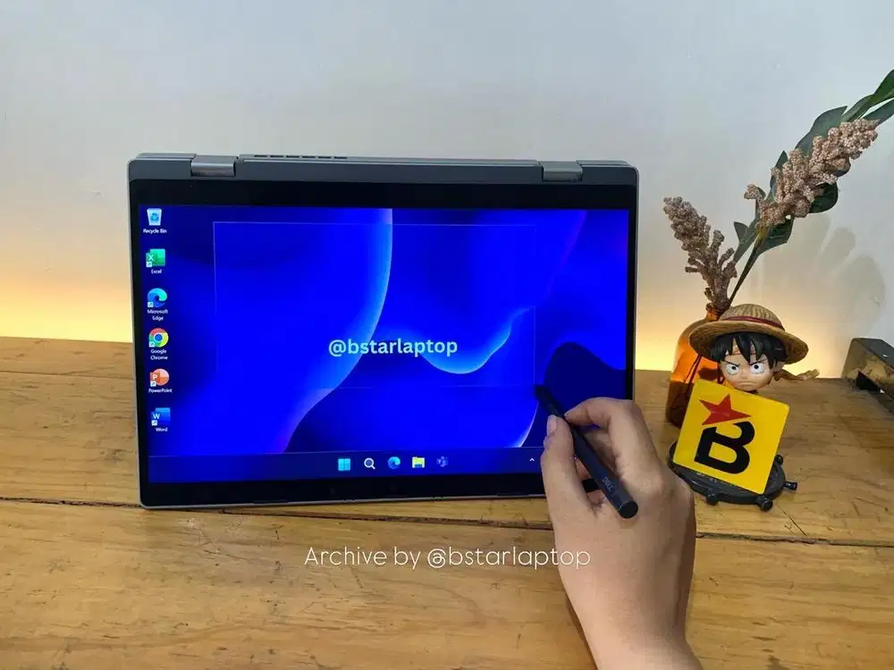 Lptop 2in1 Touchscreen Dell Latitude 3330 Core i5gen11 RAM 16/512 SSD