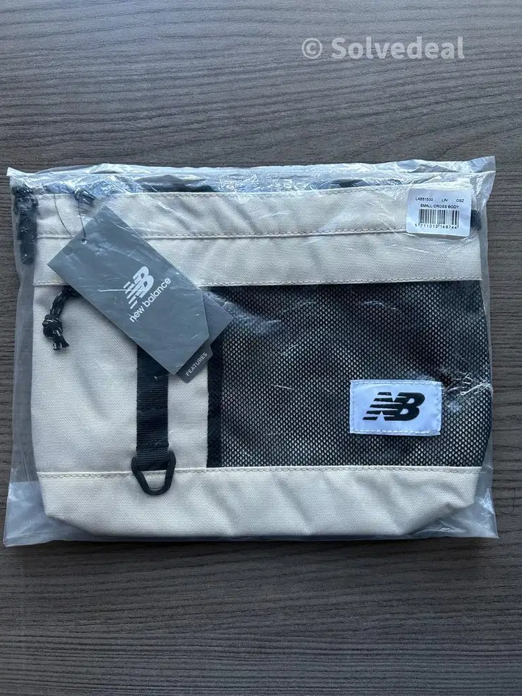 Tas New Balance Crossbody Bag Beige — Tas Original Baru Unisex