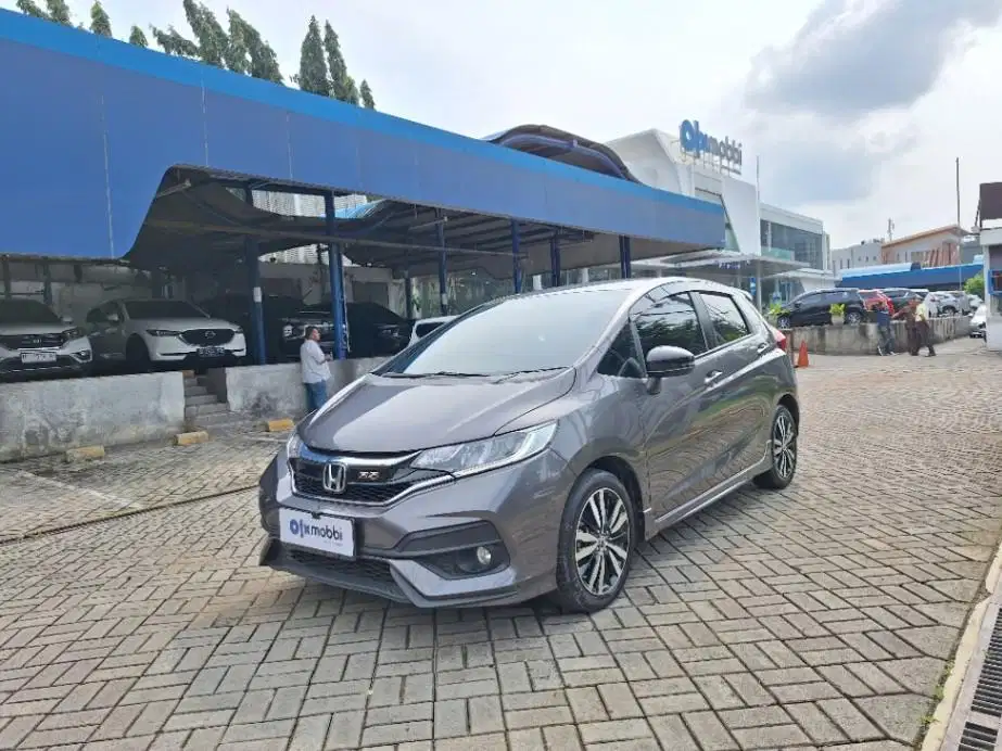 DP RENDAH Honda Jazz 1.5 RS Bensin-MT 2021 74HS