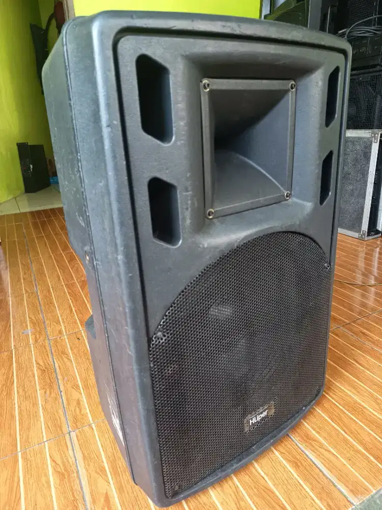 1 Biji Huper HA-400. Switch merah.mesin Orian, speaker respul dapi